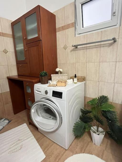 Διαμέρισμα Με Δωρεάν Πάρκινγκ Κοντά Στη Θάλασσα أليكسانثيربوليس المظهر الخارجي الصورة